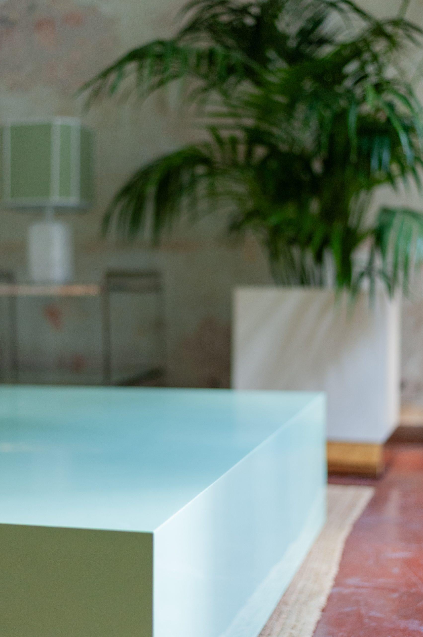 Mint Green Lacquered Coffee Table – 1980s For Sale 1