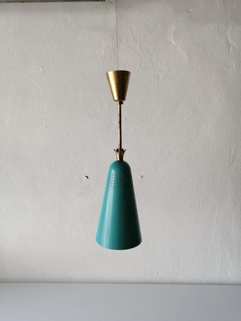 Mint green metal conical pendant lamp in the style of Stilnovo, 1950s italy

Lampshade is in very good vintage condition.
Wear consistent with age and use.

4 pieces are available.

This lamp works with E27 light bulb. Max 100W
Wired and