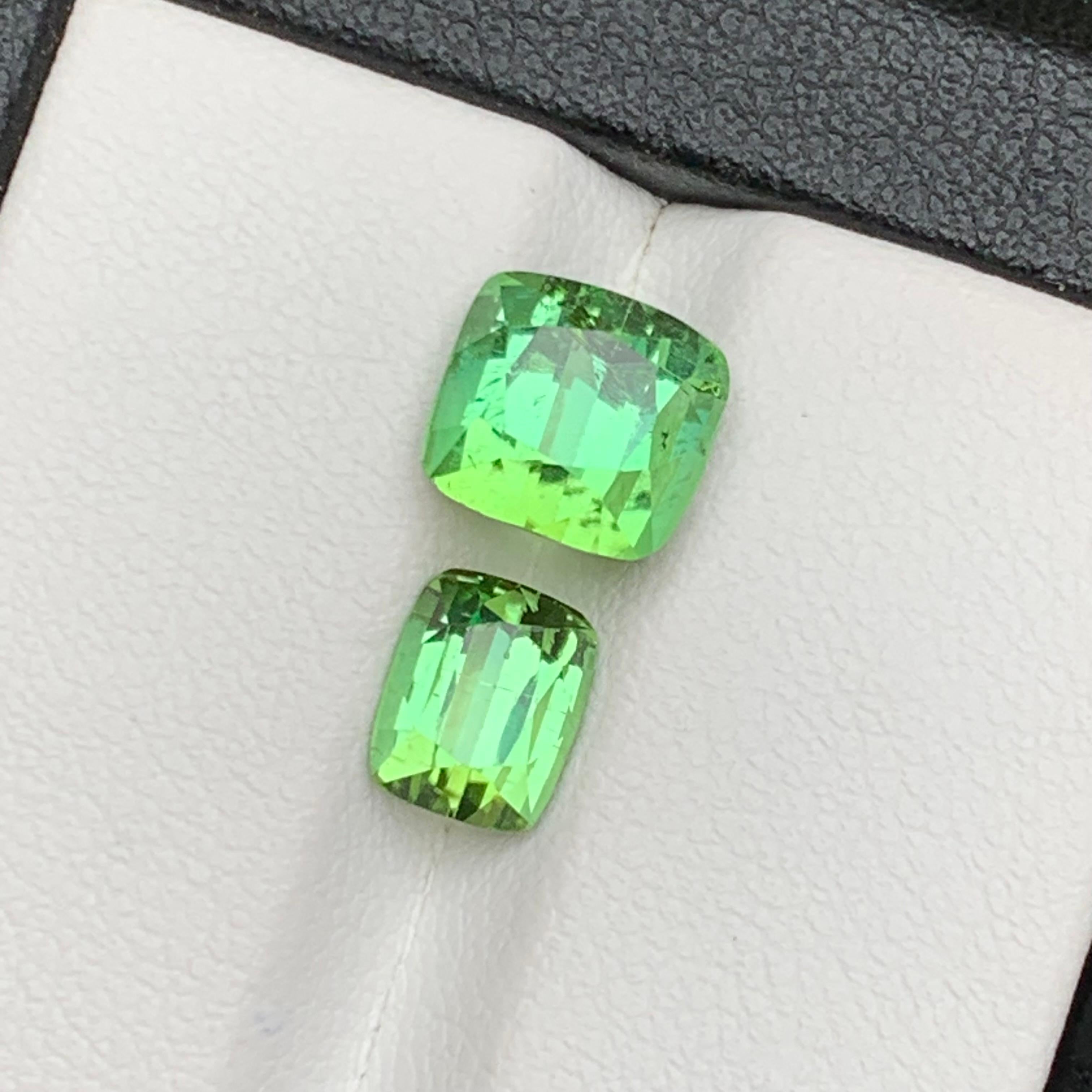 Women's or Men's Mint Green Natural Tourmaline Ring Loose Gemstones 4.80 Ct Cushion Cut-Jewelry For Sale