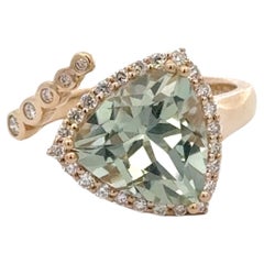 Mint Green Quartz Trillion Shape Diamond Ring 3.35 Carats 14 Karat Yellow Gold