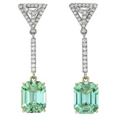 Boucles d'oreilles en tourmaline verte menthe de 4,55 carats taille émeraude