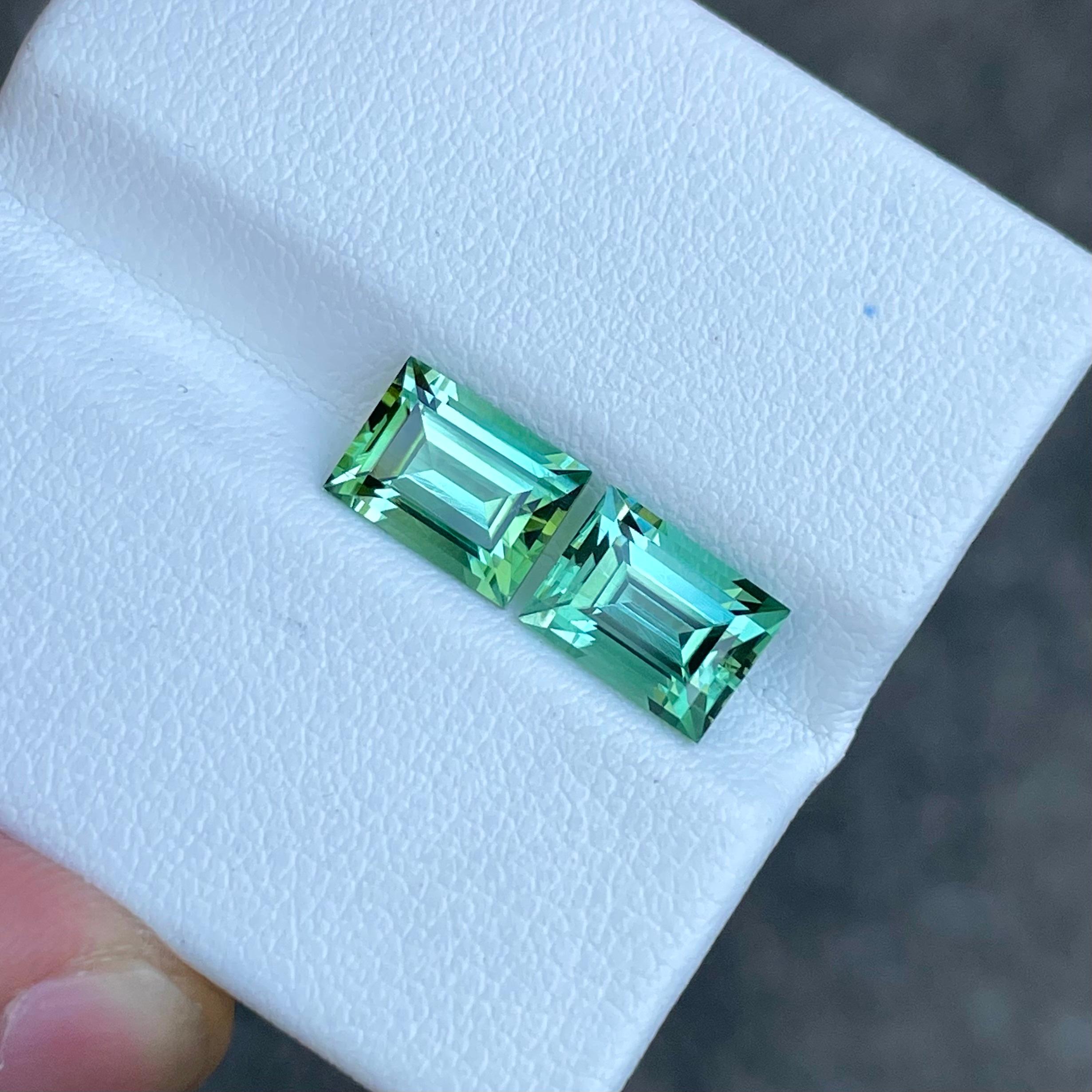 Mint Green Tourmaline Pair 4.15 carats Baguette Cut Natural Loose Afghani Gems In New Condition For Sale In Bangkok, TH