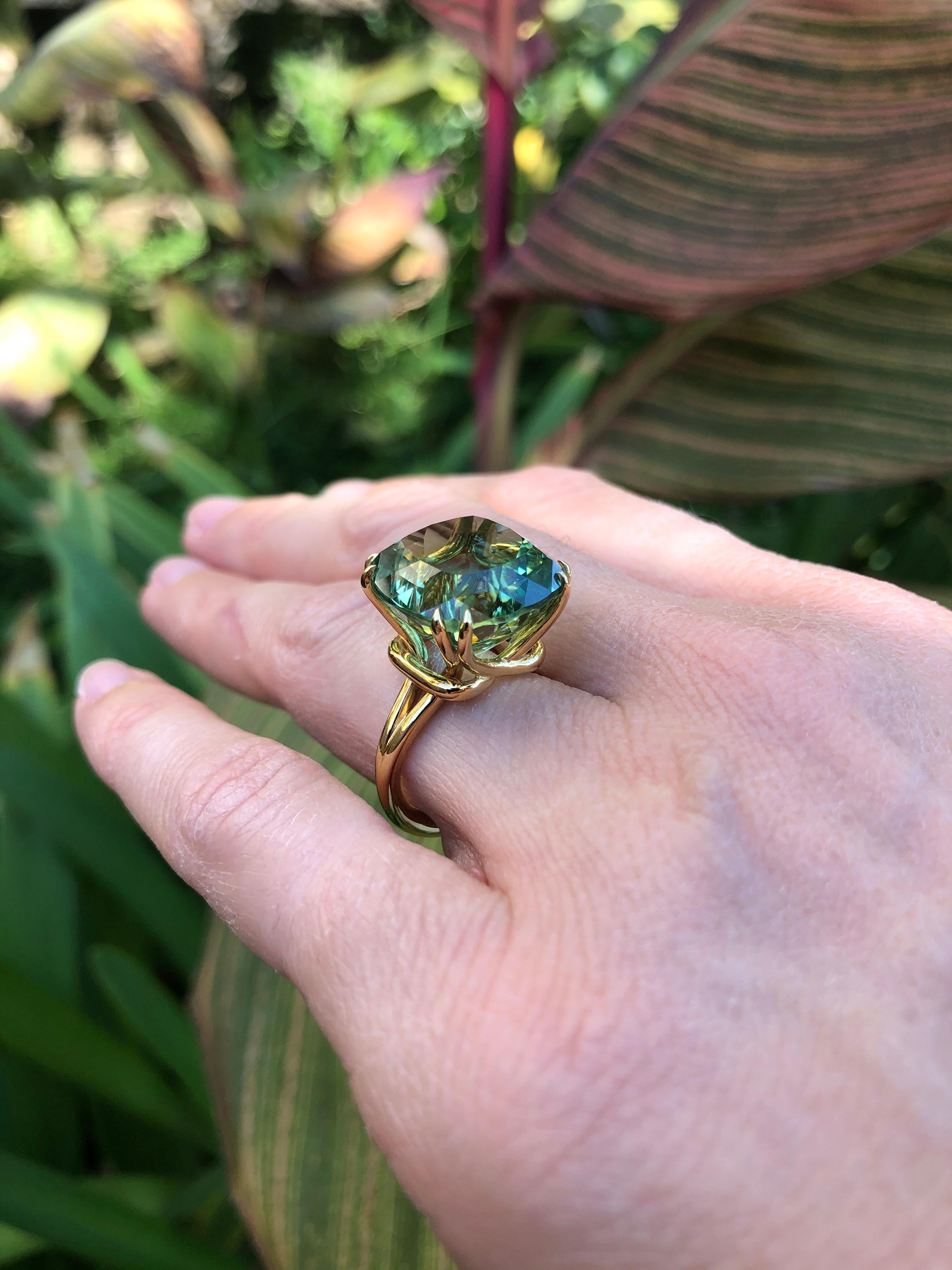 Mintgrüner Turmalin Ring 18,04 Karat (Kissenschliff)