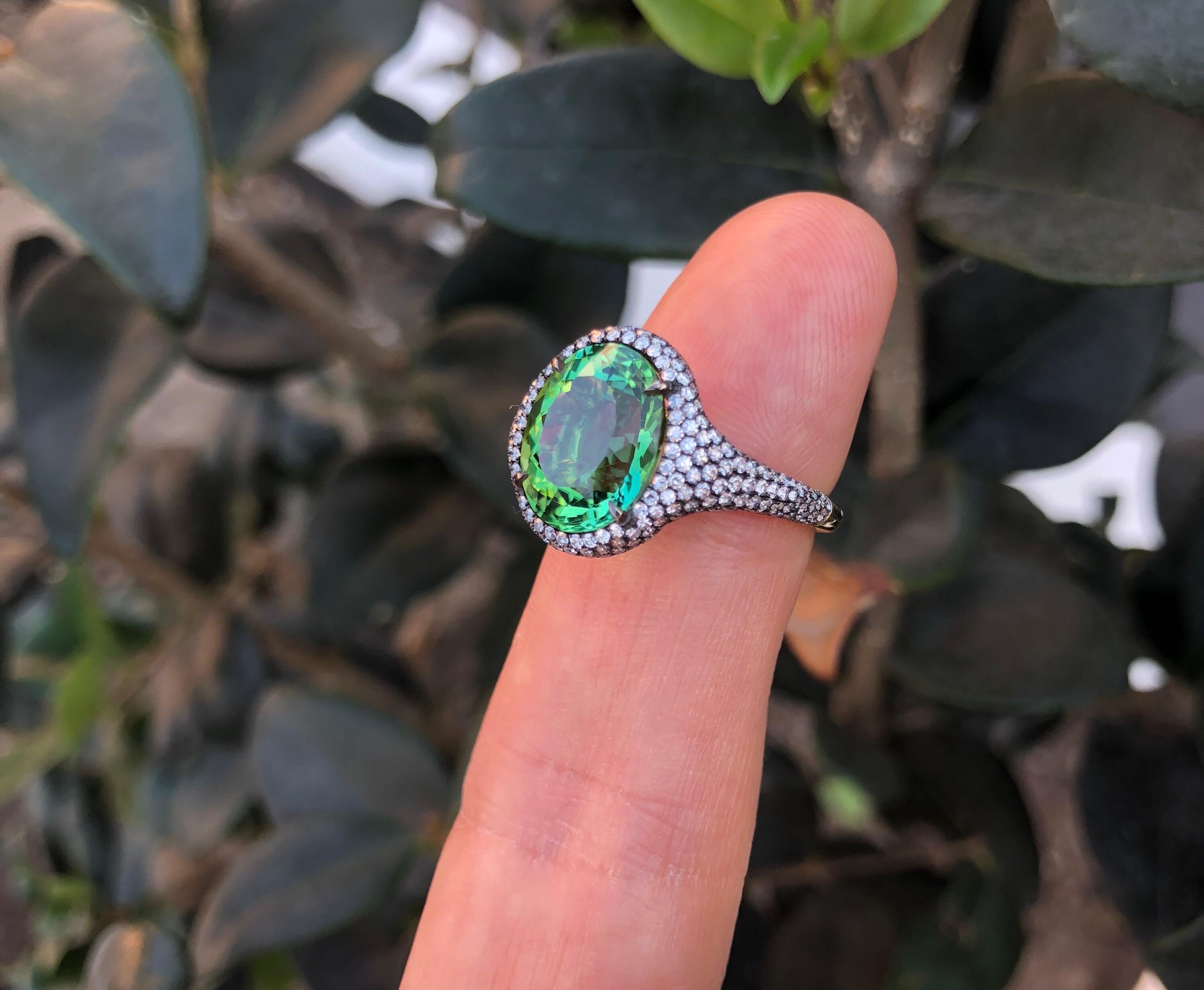 Mint Green Tourmaline Ring 5.40 Carat Oval For Sale 1