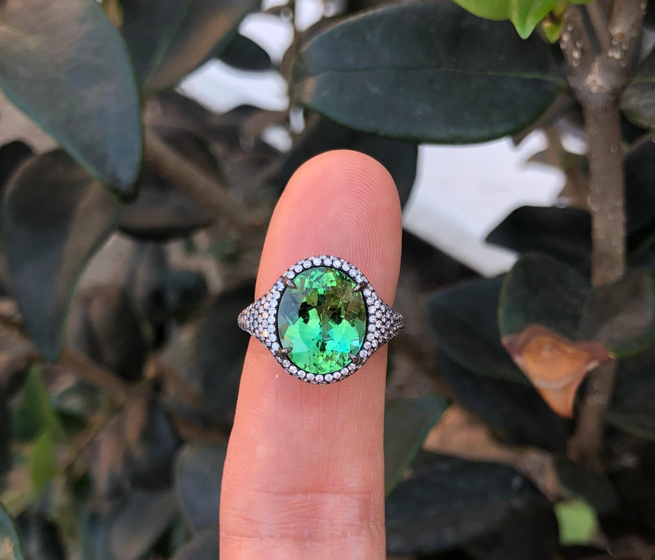 Mint Green Tourmaline Ring 5.40 Carat Oval For Sale 2