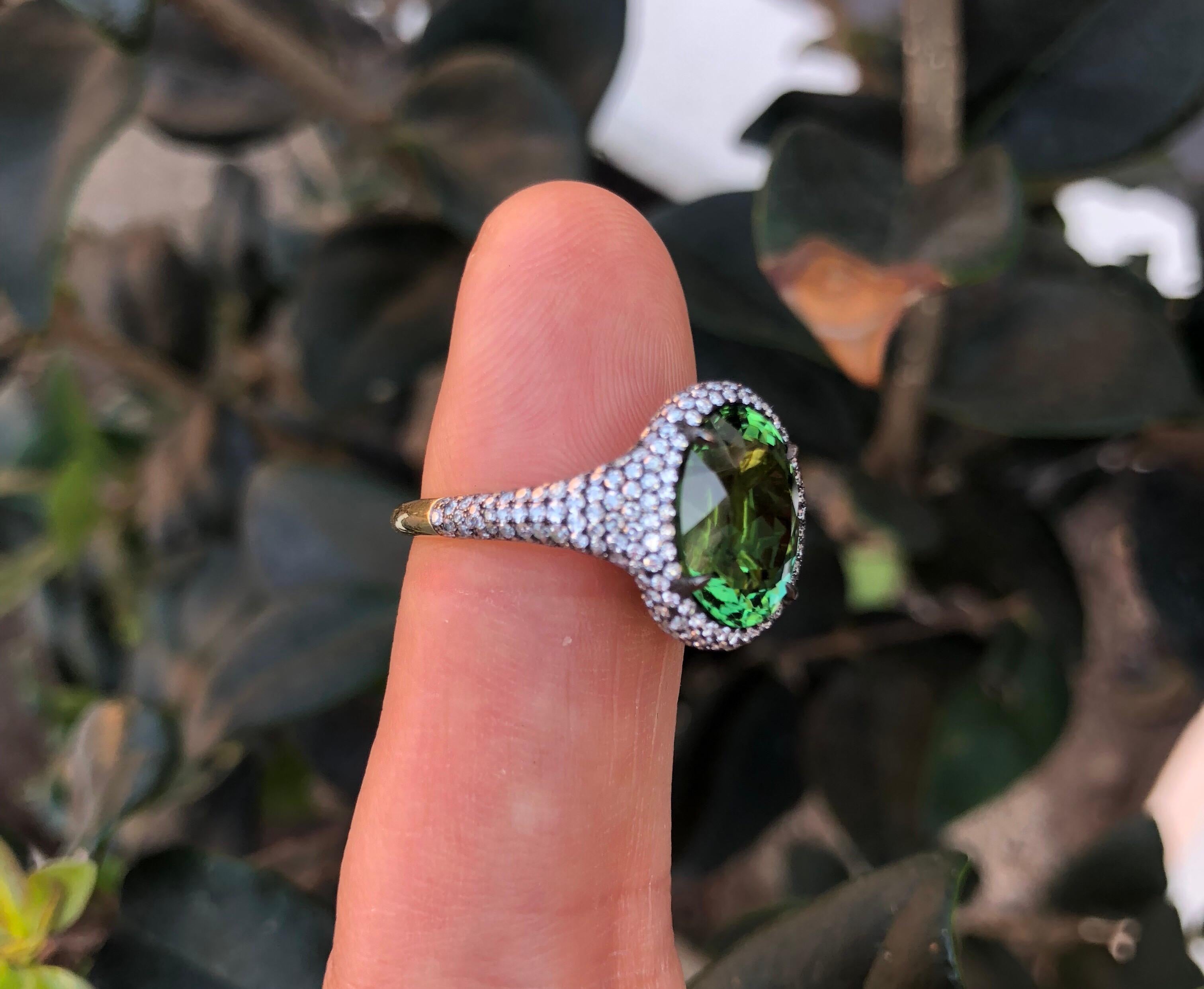 Oval Cut Mint Green Tourmaline Ring 5.40 Carat Oval For Sale