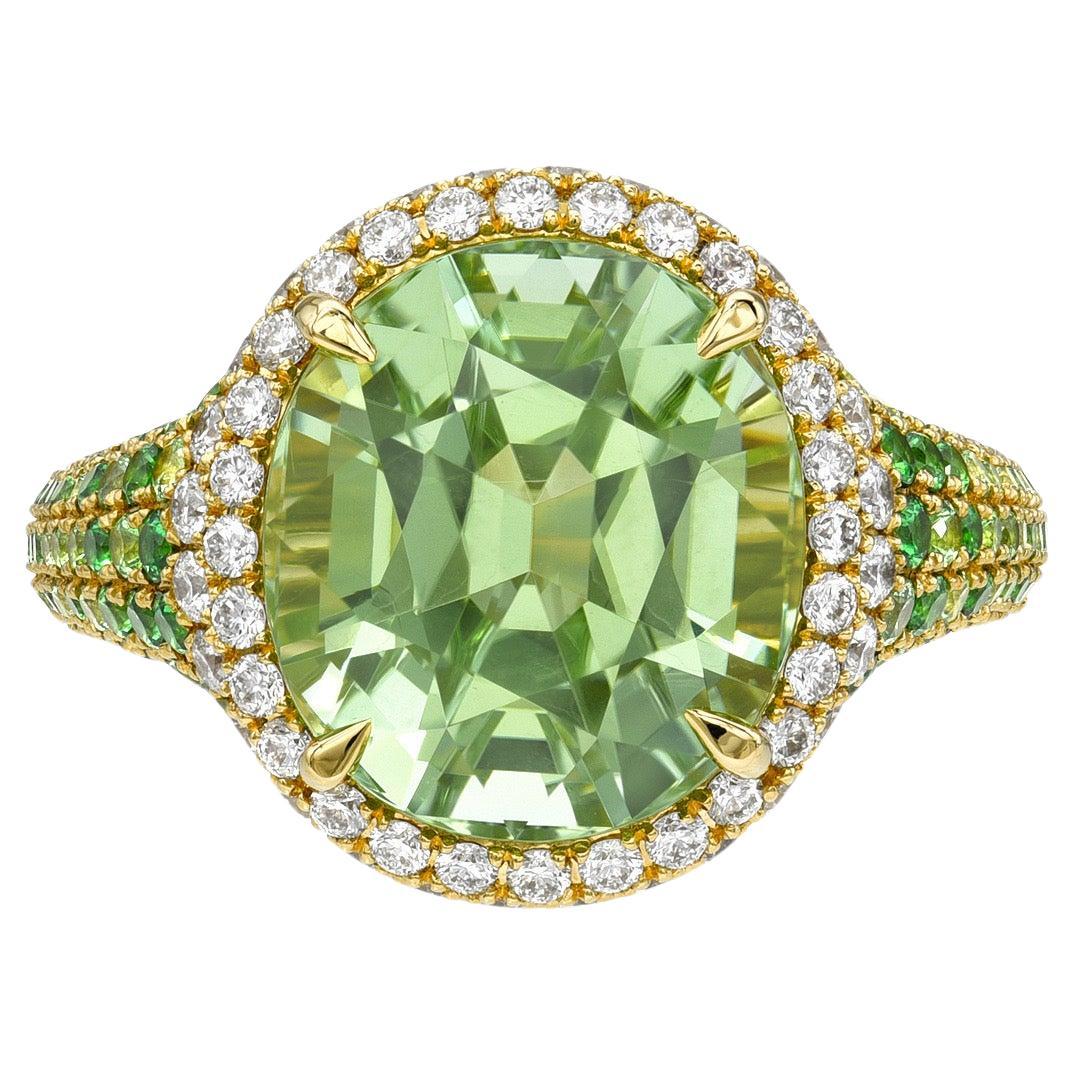Anillo de cóctel de turmalina verde menta - Oro de lujo de 18 quilates con tsavoritas y diamantes