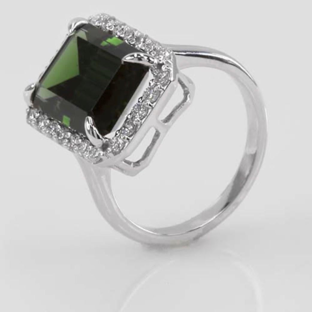 Modern 5.55ct Chrome Tourmaline & .47 Diamond Ring-Emerald Cut-18KT Gold-GIA certified For Sale