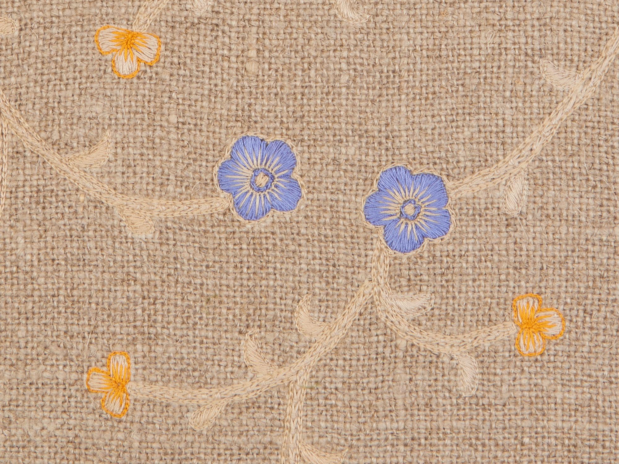 The sweet little flowers and fringe border are entirely embroidered by hand on high quality natural linen. A cushion like this, can transform instantly a space. Standard size 50 x 50 cm. Customisable in other sizes, colour combinations or fabrics on