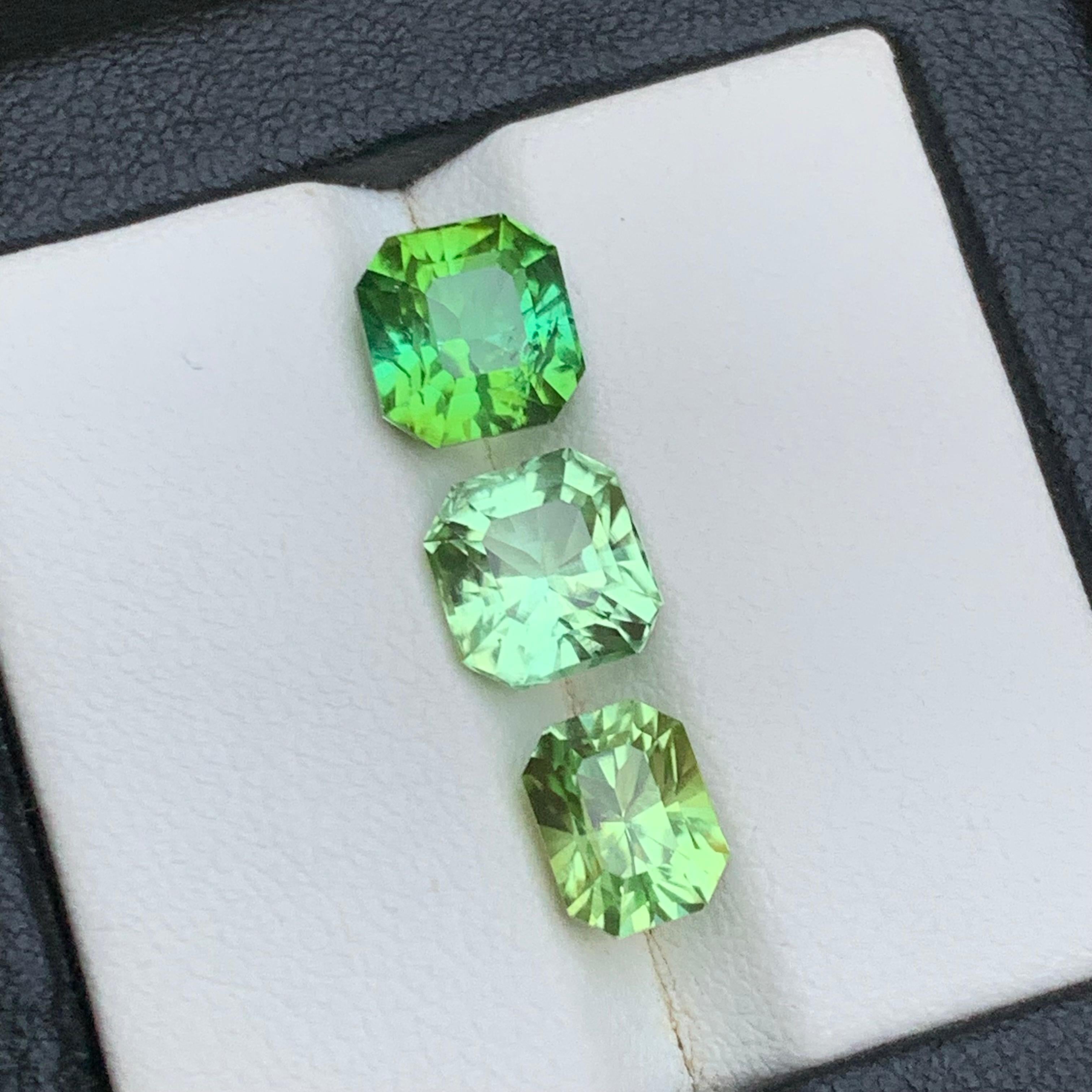 Greene & Light Greene & Greene Greene 6.84 Ct Natural Loose Gemstone - Octagon Cut-Ring en vente 2