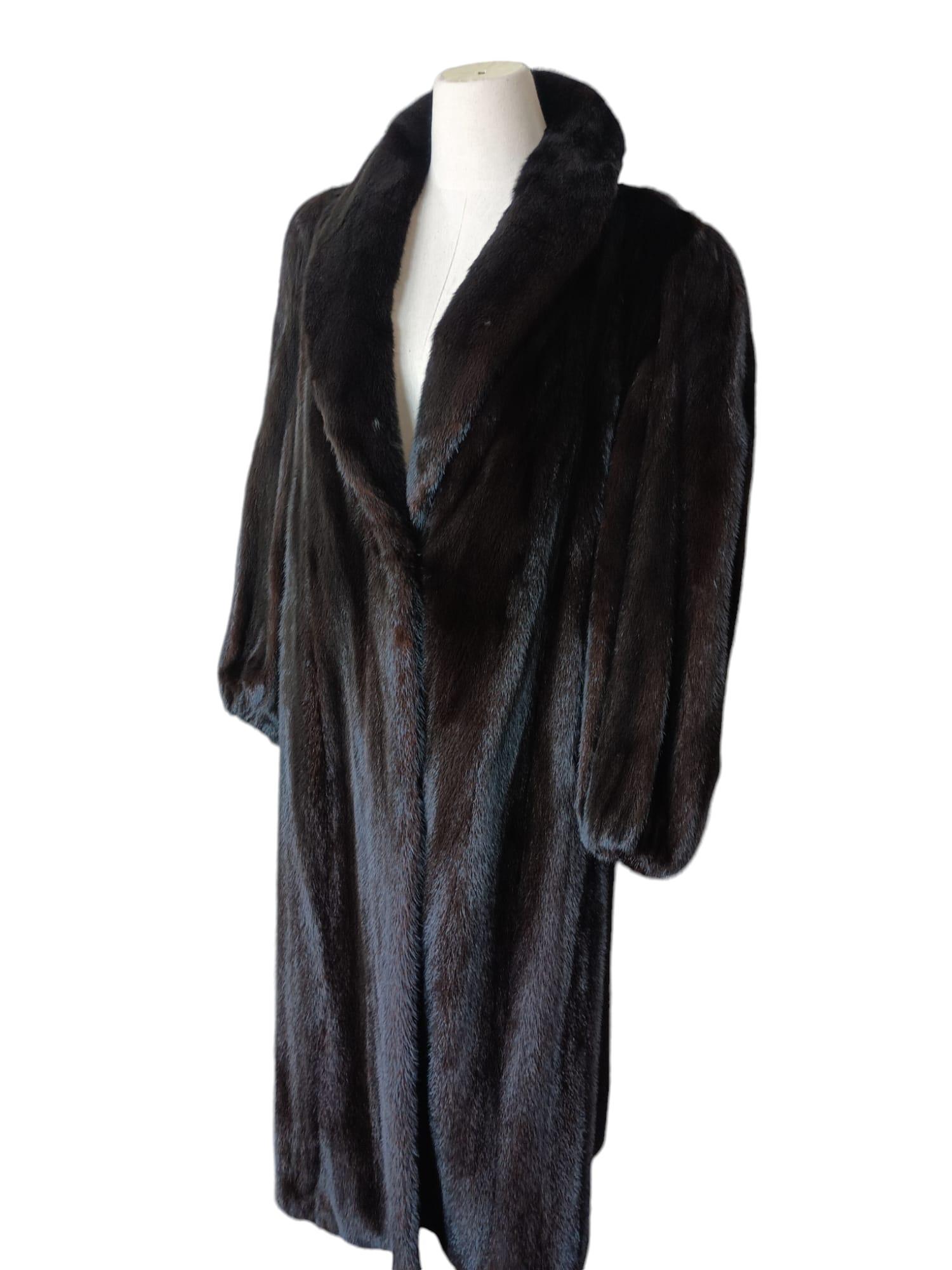 Mint lustrous black Mink Fur Coat (Size 14 L) For Sale 7