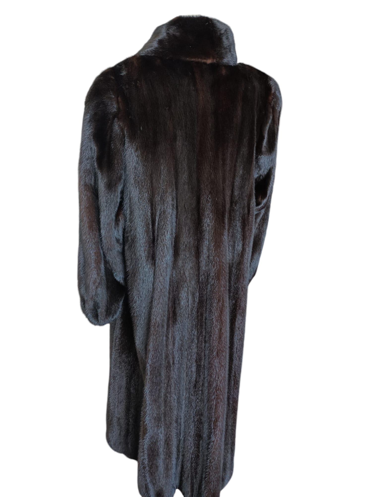 Mint lustrous black Mink Fur Coat (Size 14 L) For Sale 10