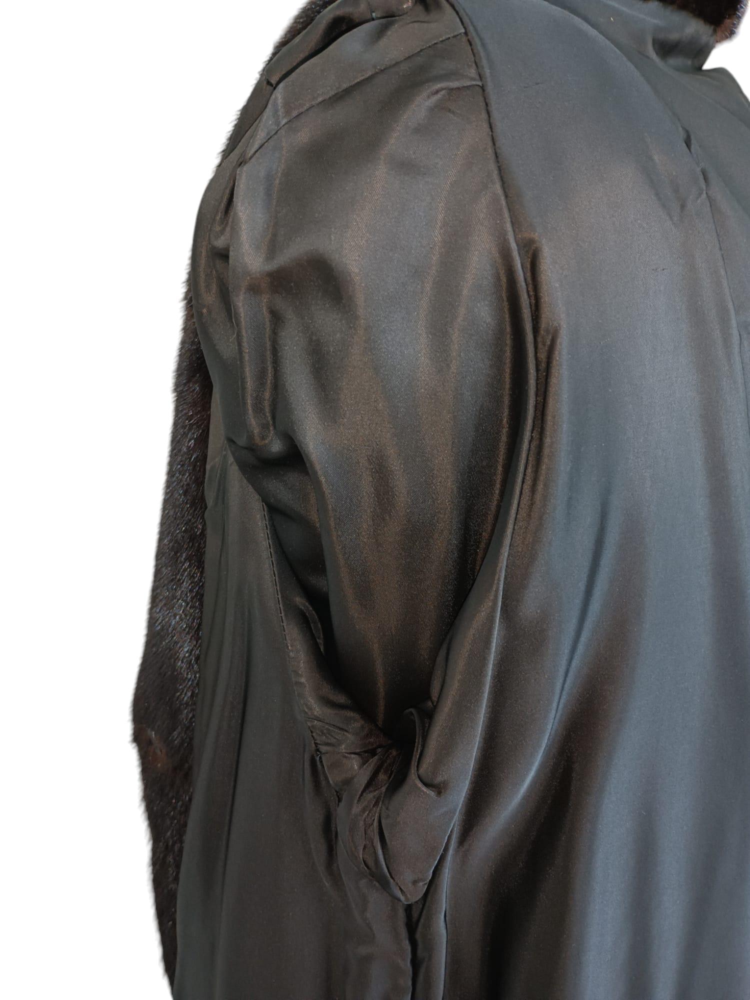 Mint lustrous black Mink Fur Coat (Size 14 L) For Sale 14