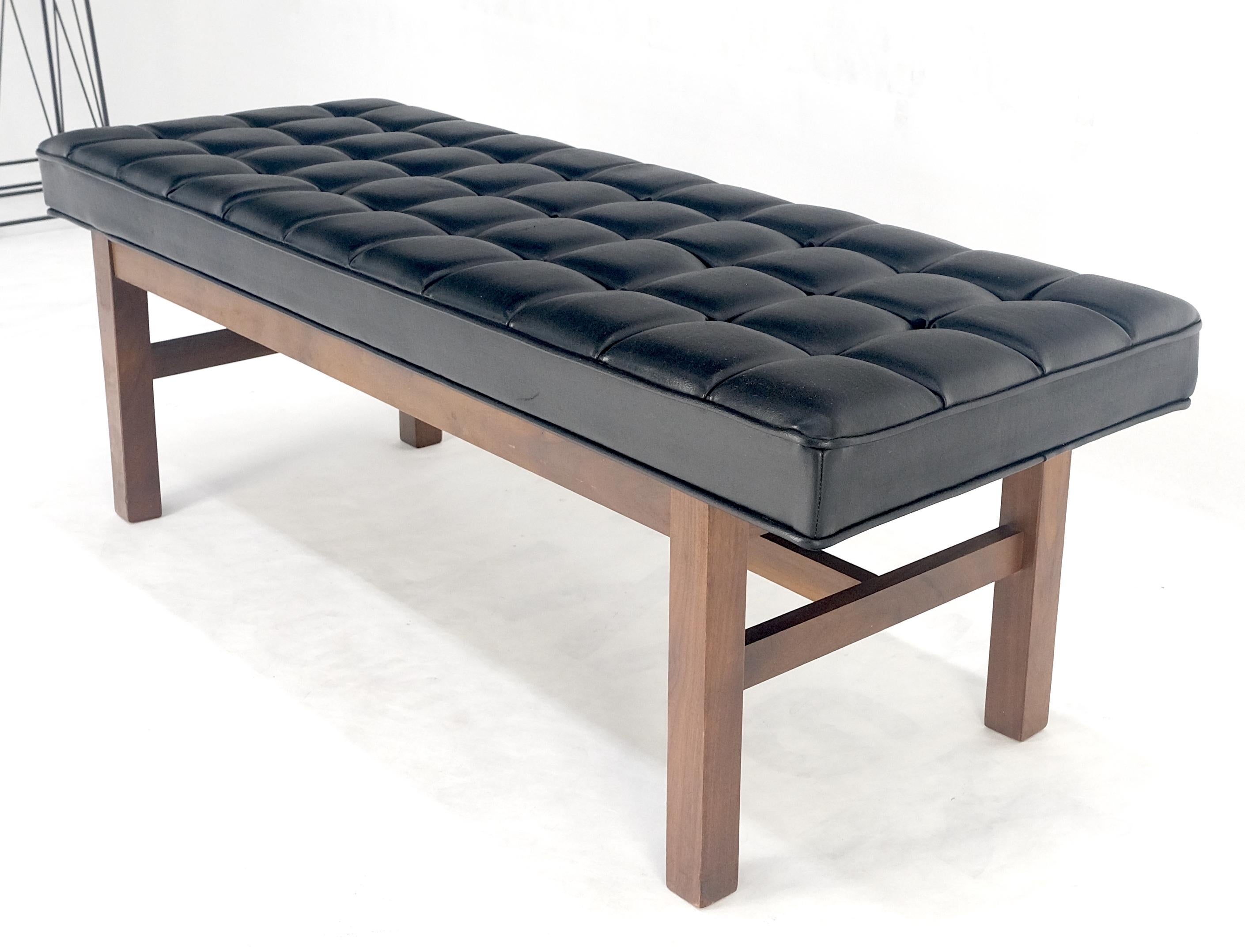 MINT Mid Century Modern Black Tufted Upholstery Solid Oiled Walnut Base MINT! In Good Condition For Sale In Rockaway, NJ