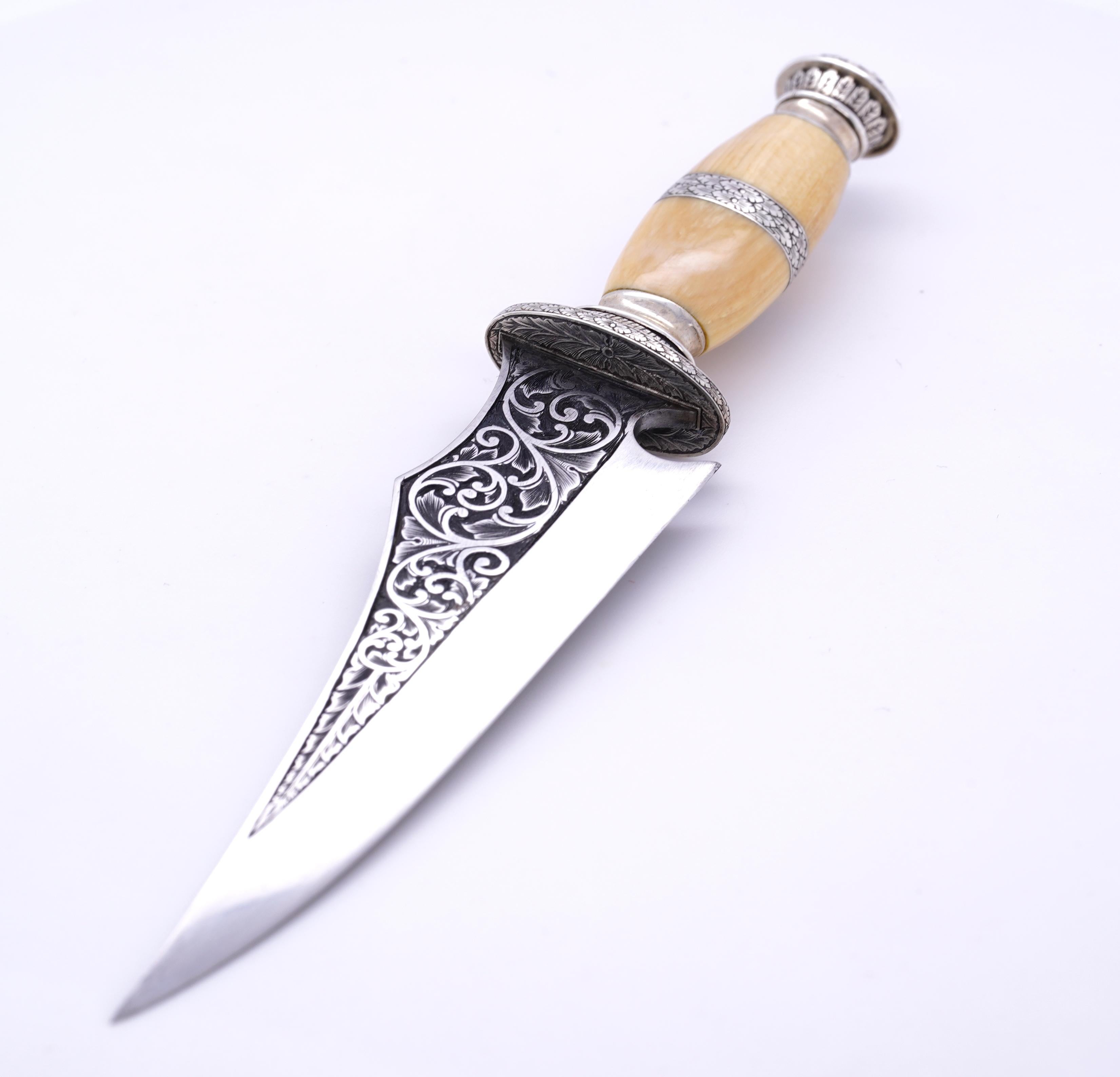 Mint, Miniature Bowie Knife with Sterling Silver Sheath by Jim Whitehead 5