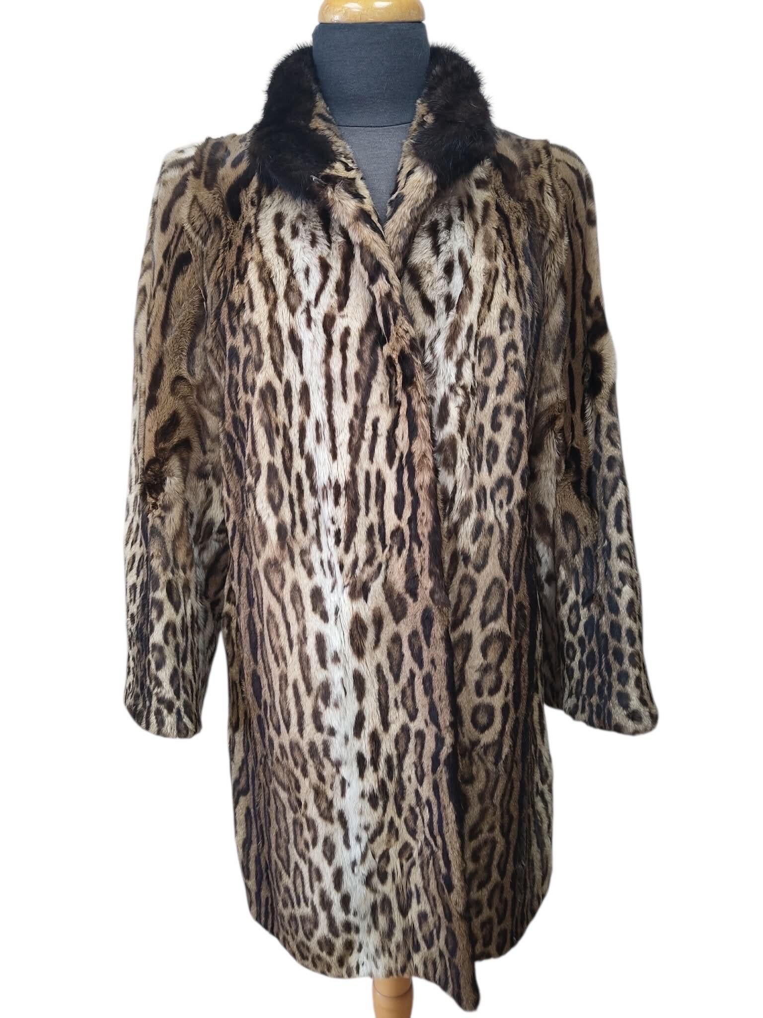 Mint ocelot mink collar fur coat size 6/S