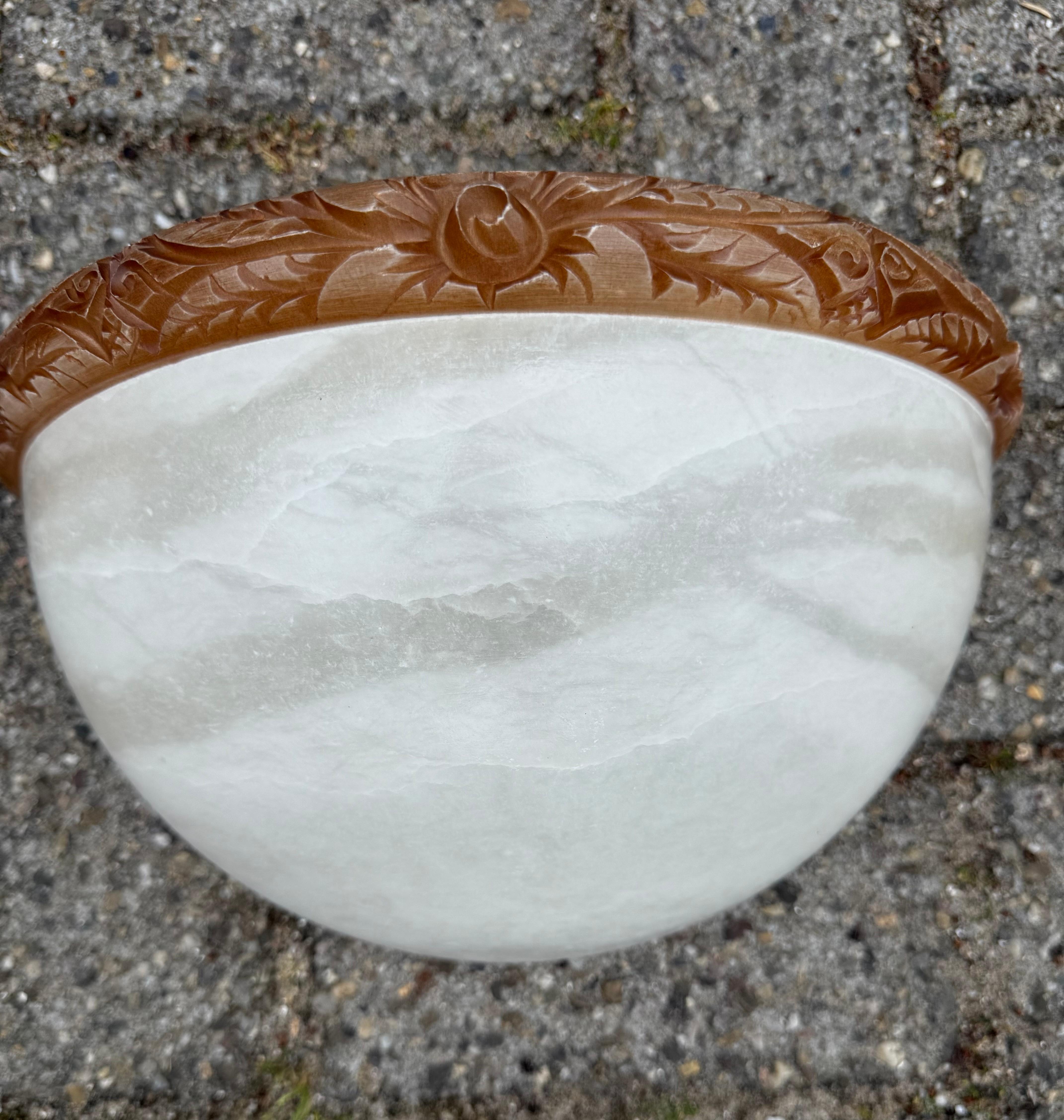 Paire d'appliques murales en albâtre blanc de style Art Deco, époque du milieu du siècle dernier. en vente 4