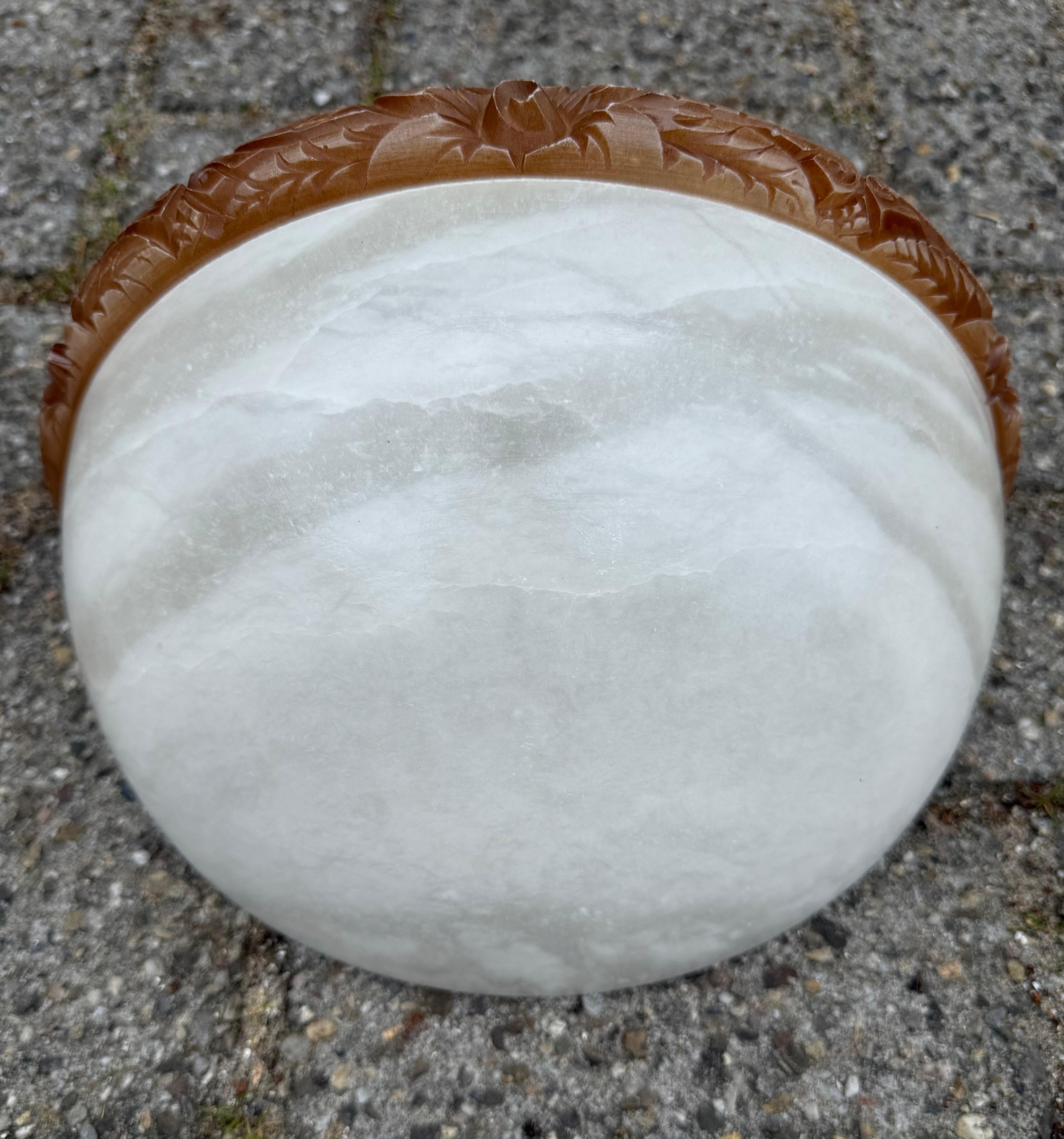 Paire d'appliques murales en albâtre blanc de style Art Deco, époque du milieu du siècle dernier. en vente 5