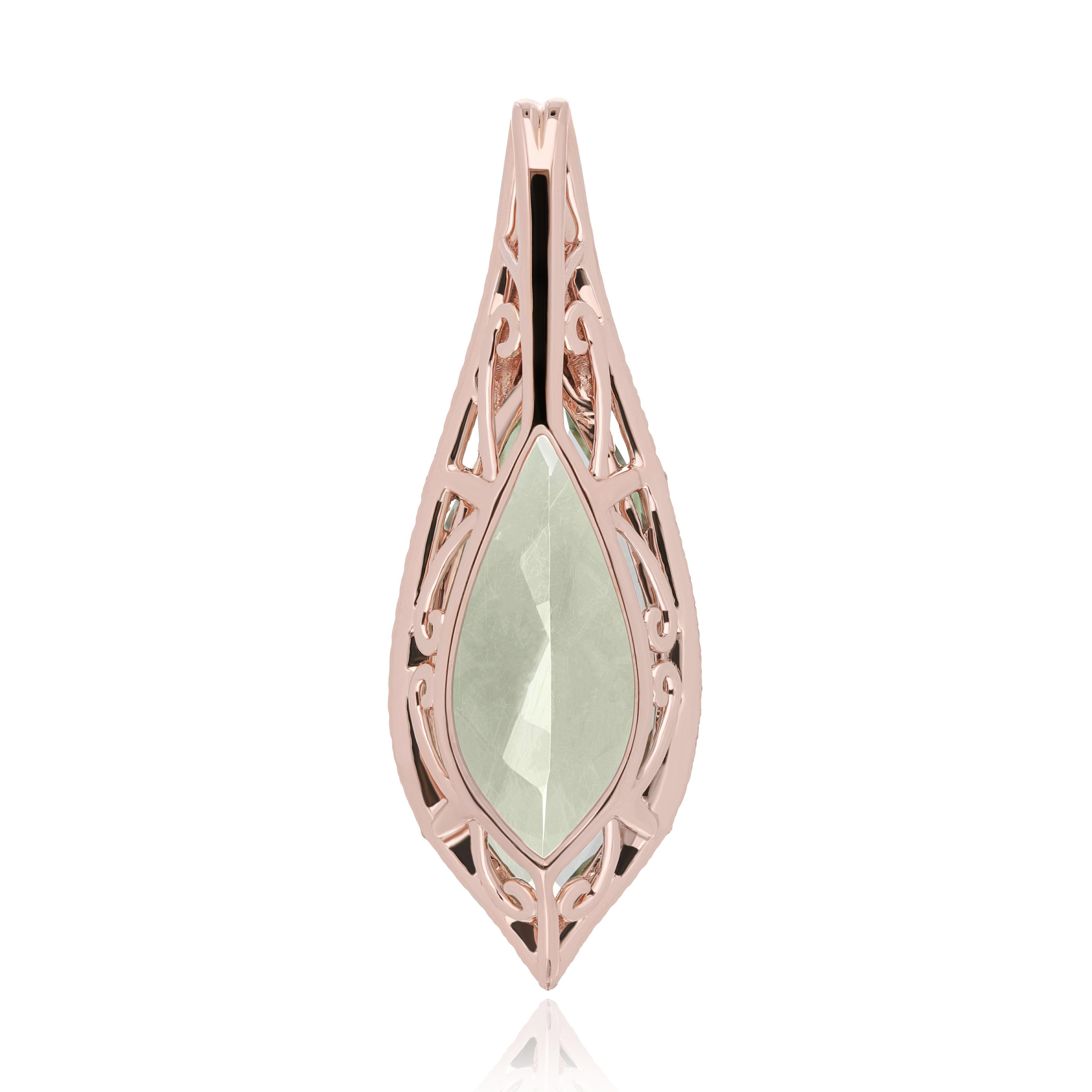 Mint Quartz and Diamond Studded Pendant in 14 Karat Yellow Gold In New Condition For Sale In JAIPUR, IN