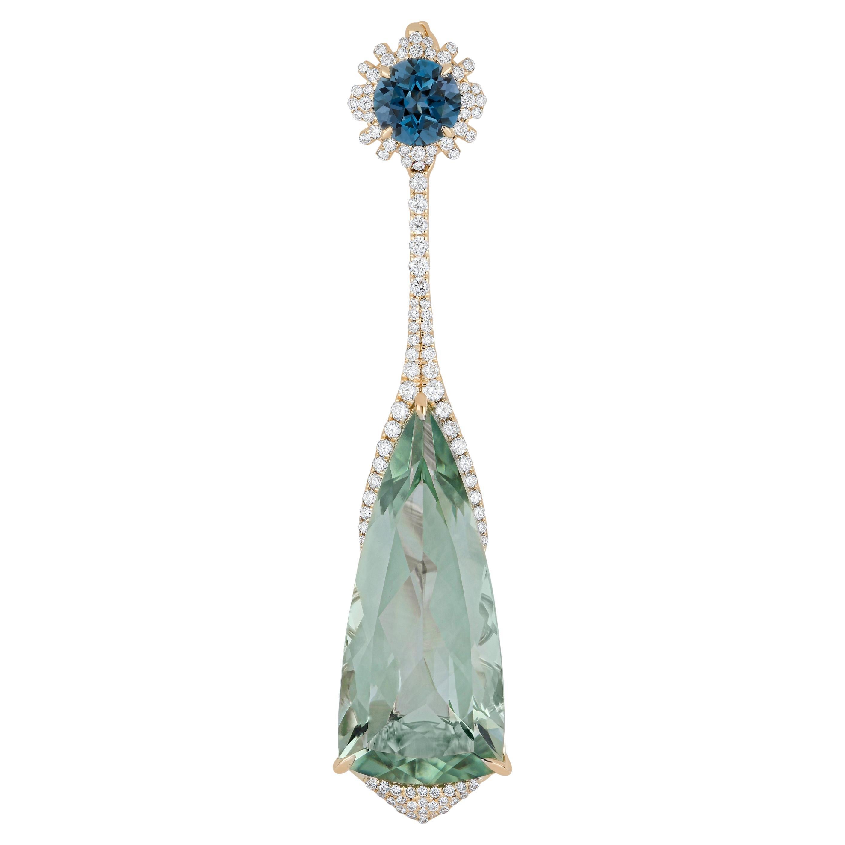 Colgante de cuarzo menta, topacio azul de Londres y diamantes en oro amarillo de 14 quilates