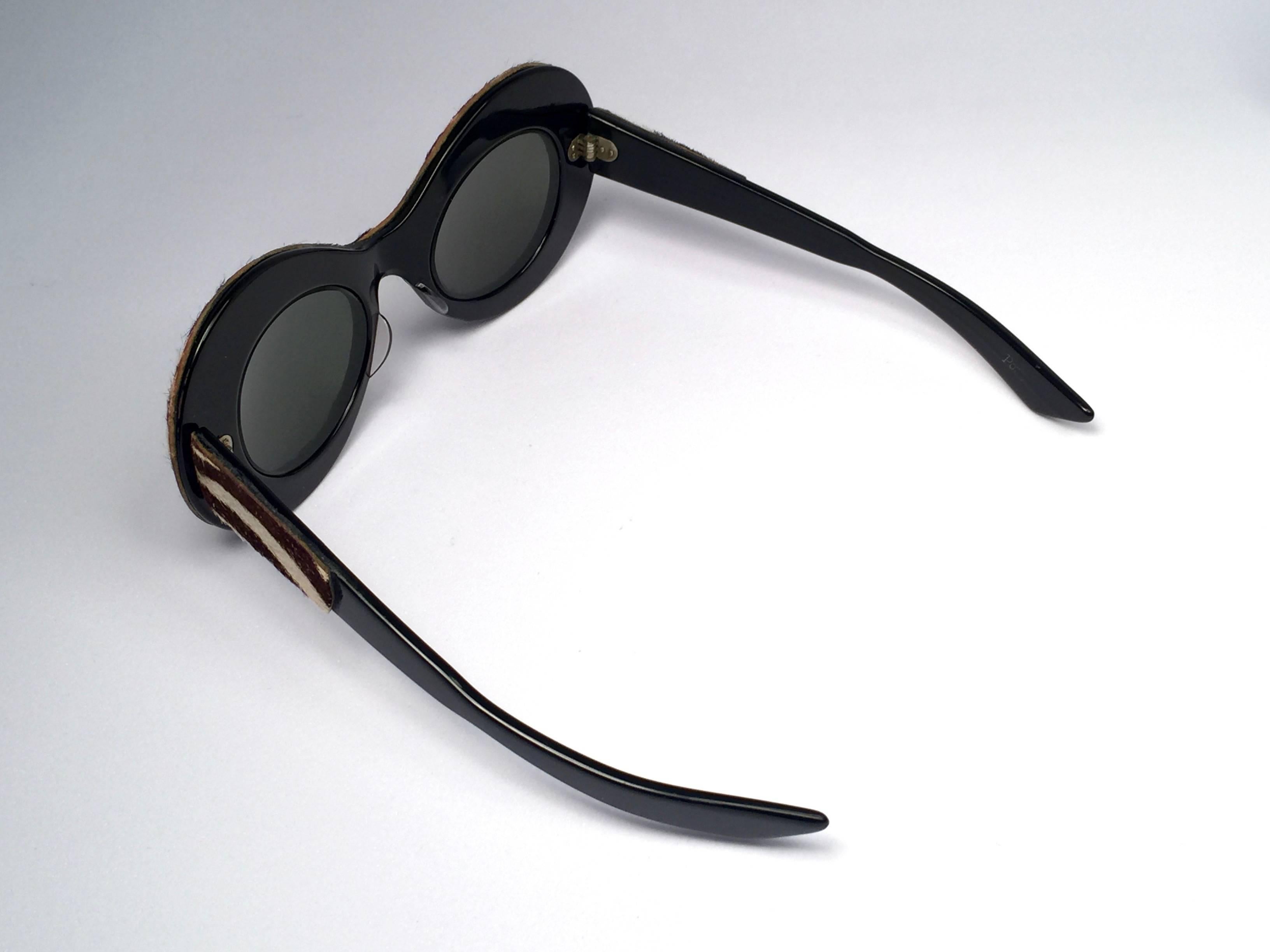 Black Pompeii Cavallino Mint Vintage Made in Italy Sunglasses, 1960   For Sale