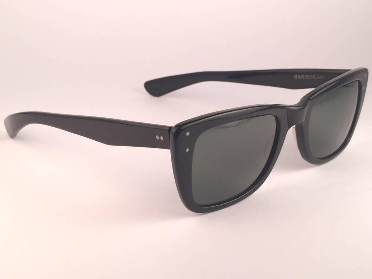 Mint Ray Ban Caribbean 1960's Mid Century Black G15 Lenses B&L USA Sunglasses In Excellent Condition In Baleares, Baleares