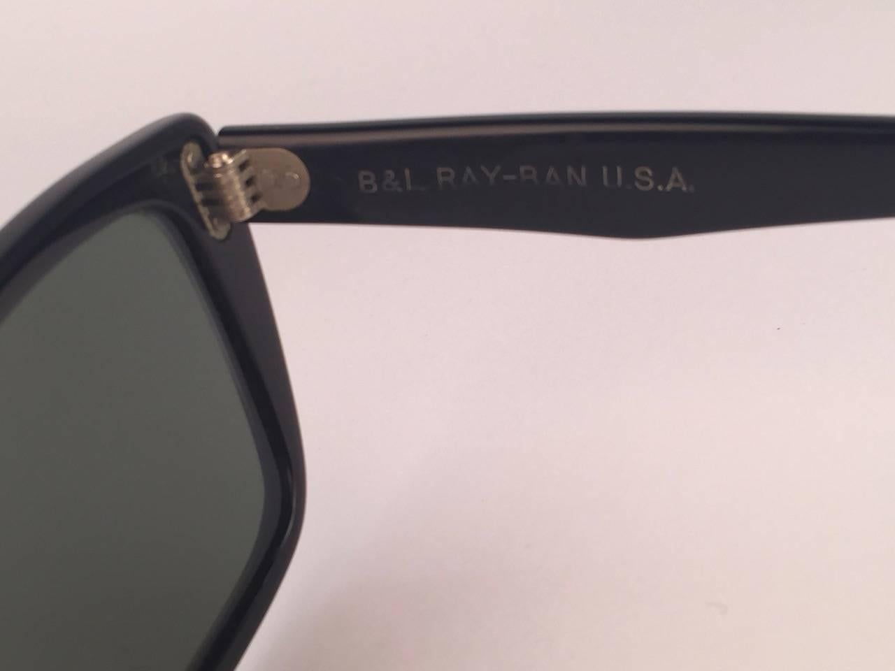 Women's or Men's Mint Ray Ban Caribbean 1960's Mid Century Black G15 Lenses B&L USA Sunglasses