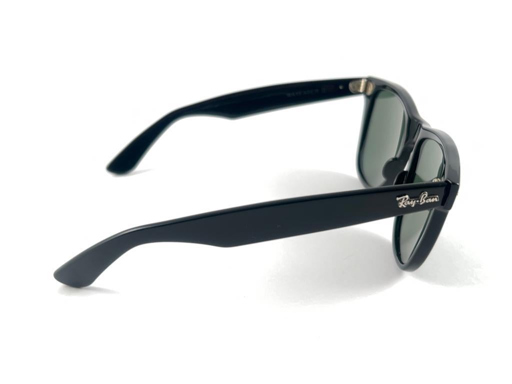 Mint Ray Ban The Wayfarer II Roland Garros Edition G15 Lens USA 80's Sunglasses For Sale 6