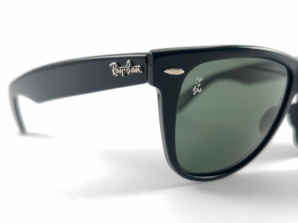 Mint Ray Ban The Wayfarer II Roland Garros Edition G15 Lens USA 80's Sunglasses For Sale 8