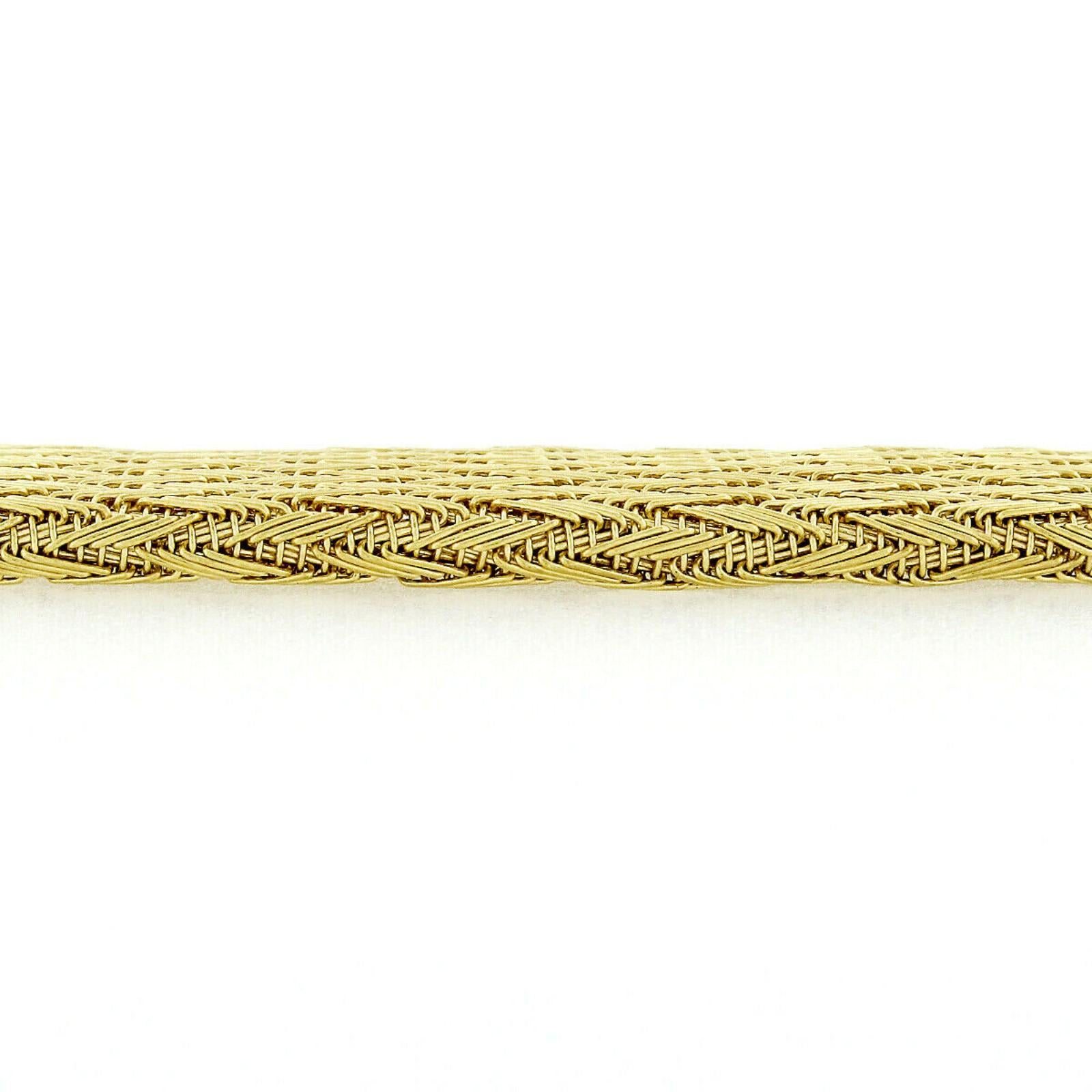 Mint Roberto Coin 18 Karat Yellow Gold Graduated Woven Silk Mesh Chain Necklace 1
