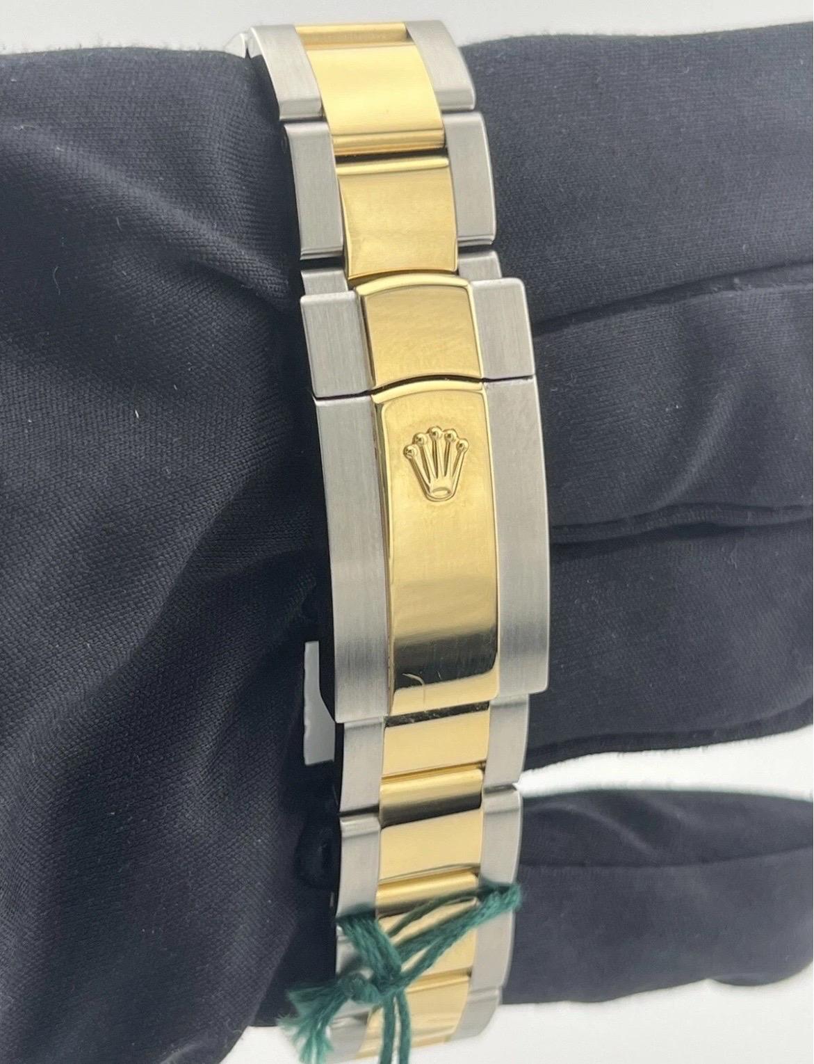 MINT Rolex DateJust 41mm Steel Two-Tone Gold Wimbledon Oyster Watch 126333 For Sale 6