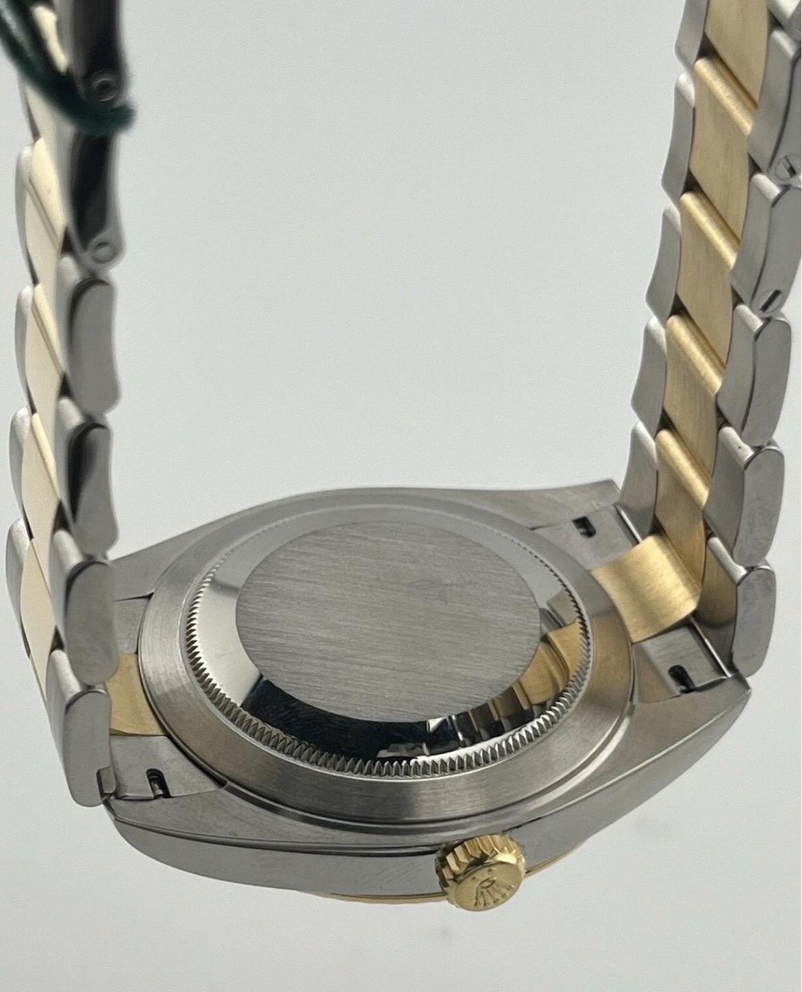 MINT Rolex DateJust 41mm Steel Two-Tone Gold Wimbledon Oyster Watch 126333 For Sale 8