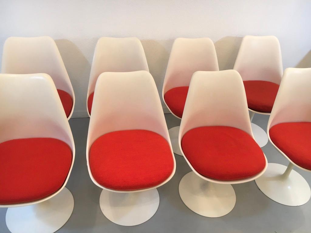 Calco Set di 8 sedie da pranzo Tulip di Eero Saarinen, Knoll, 2010 ca. in vendita