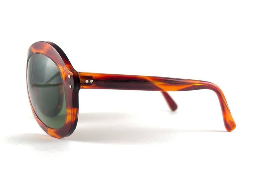 Mint Vintage Aviator Oversized Tortoise Sunglasses 1970's Made in Italy en vente 7