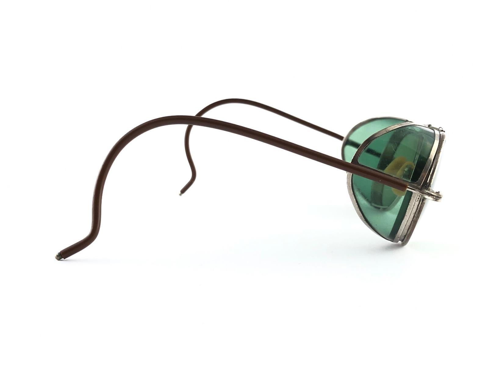 Mint Vintage Bausch & Lomb Goggles Green Steampunk 50s Collector Item Sunglasses For Sale 1
