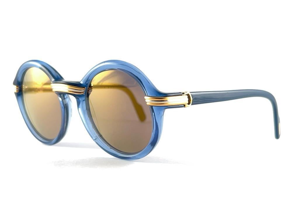 Mint Vintage Cartier Cabriolet Round Translucent Blue 49MM 18K Sunglasses France In Good Condition In Baleares, Baleares