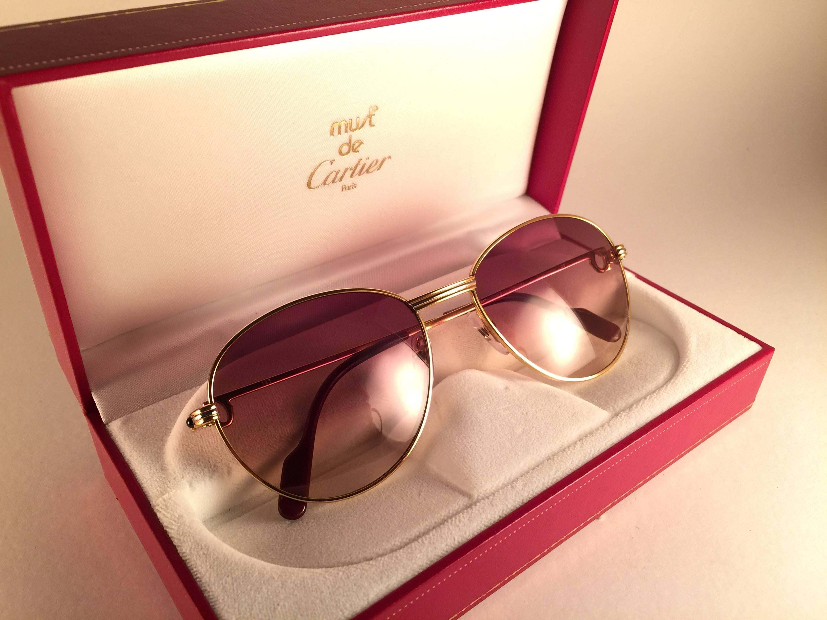 Mint Vintage Cartier Louis Sapphire 55mm Sunglasses Heavy Gold Plated 18k France In Excellent Condition In Baleares, Baleares