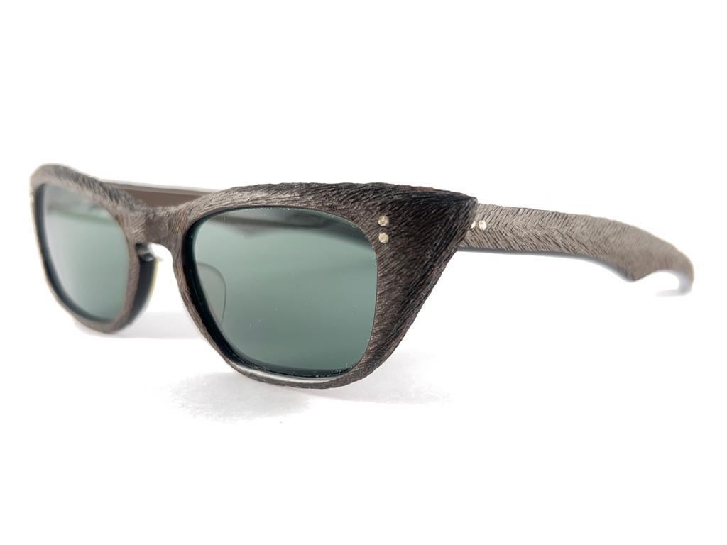 Gray Mint Vintage Champuix Oversized Brown Frame Sunglasses 1960'S Made In France For Sale