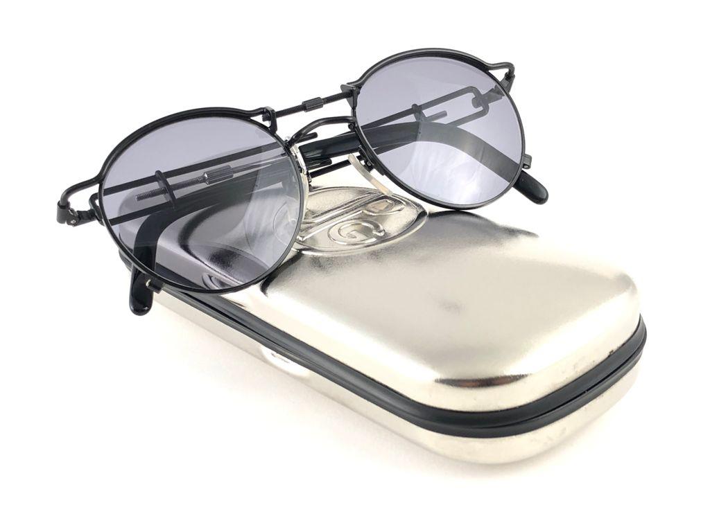 Mint Vintage Jean Paul Gaultier 56 0174 Schwarze 1990er Sonnenbrille Japan im Angebot 5