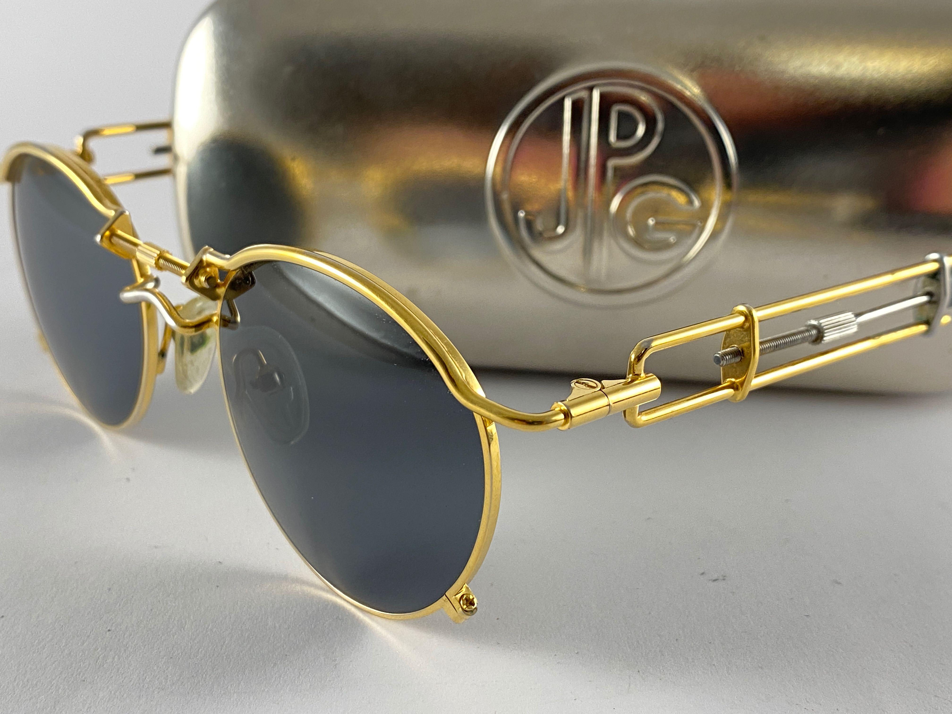 Mintfarbene Vintage Jean Paul Gaultier 56 0174 Gold & Silber 1990er Jahre Sonnenbrille Japan für Damen oder Herren im Angebot