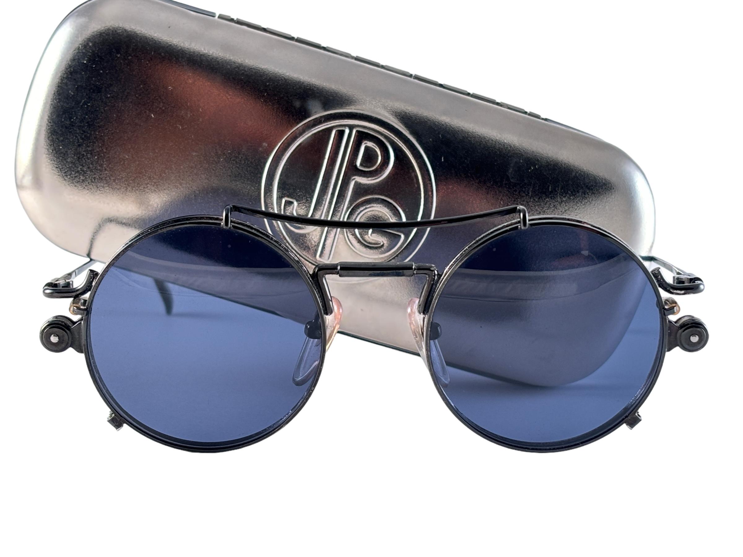 Mint Vintage Jean Paul Gaultier 56 9173 Removable Clip Sunglasses 1990 Japan For Sale 2