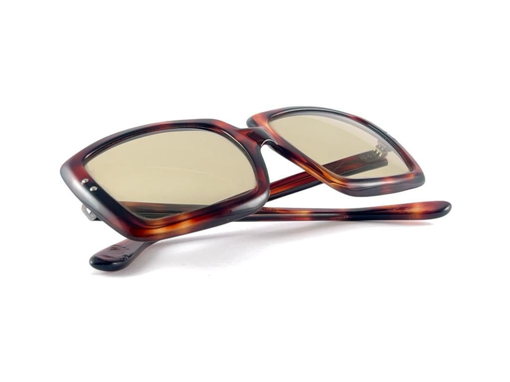Mint Vintage Joseph Magnin Quadratische Schildpatt-Sonnenbrille 70er Jahre Hergestellt in Frankreich  im Angebot 8