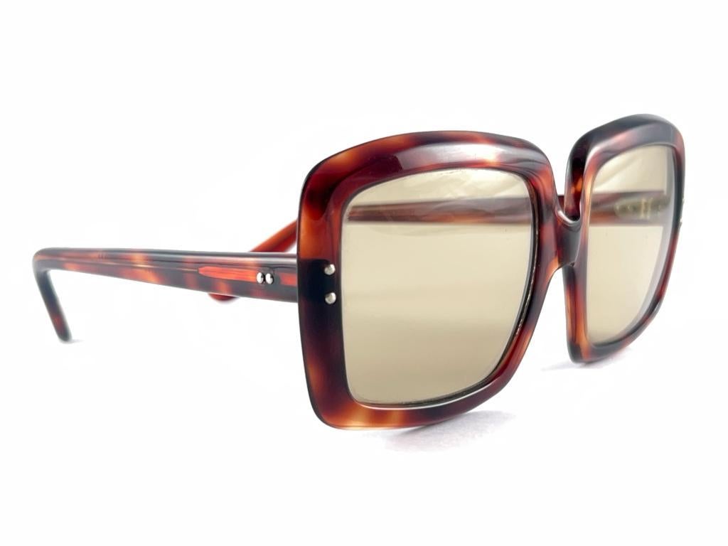 Women's or Men's Mint Vintage Joseph Magnin Square Tortoise Sunglasses 70'S Made in France  For Sale