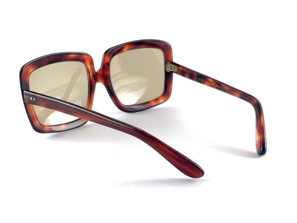 Mint Vintage Joseph Magnin Quadratische Schildpatt-Sonnenbrille 70er Jahre Hergestellt in Frankreich im Angebot 2