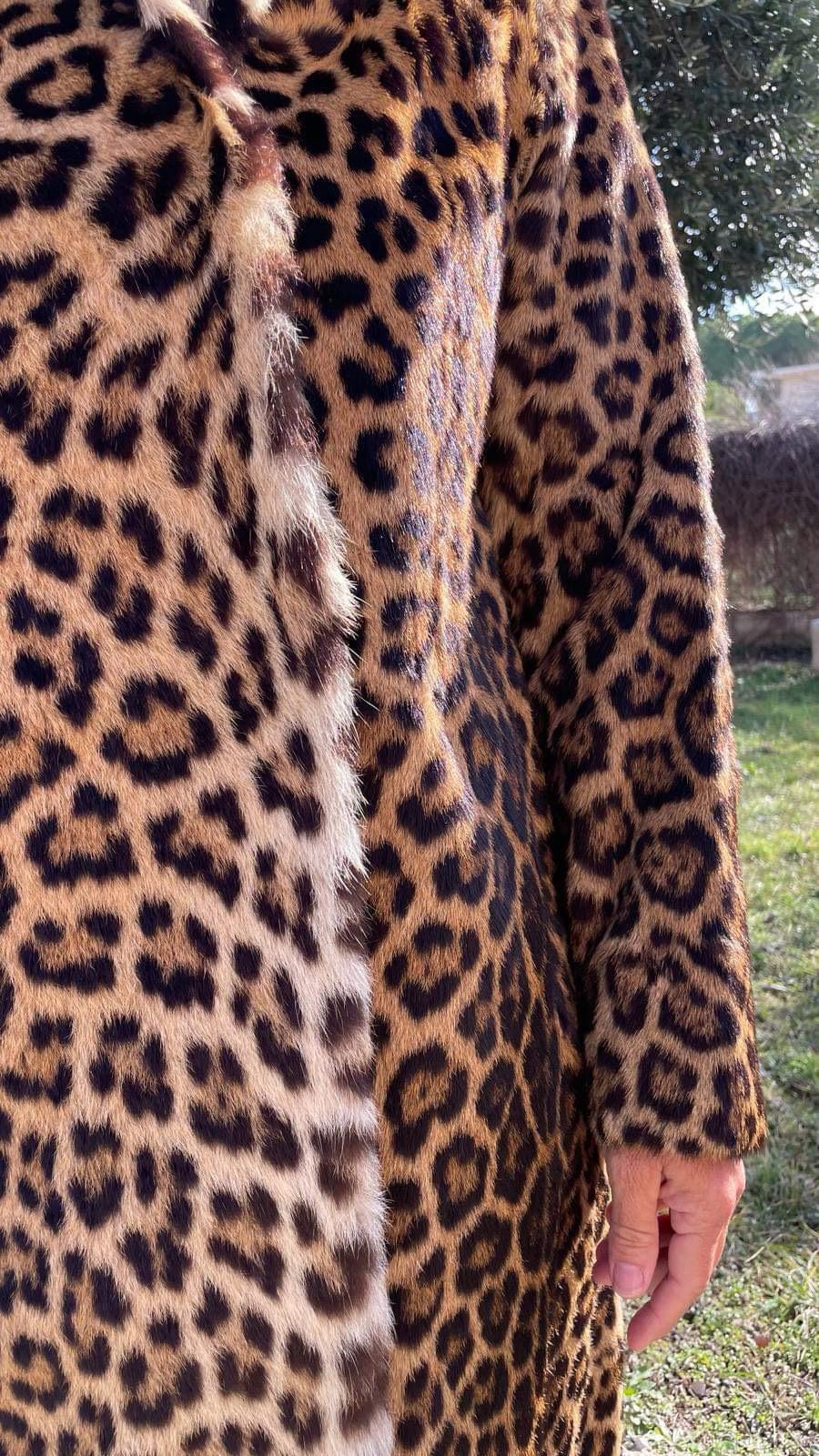 Mint Vintage Leopard fur coat size 12 For Sale 1