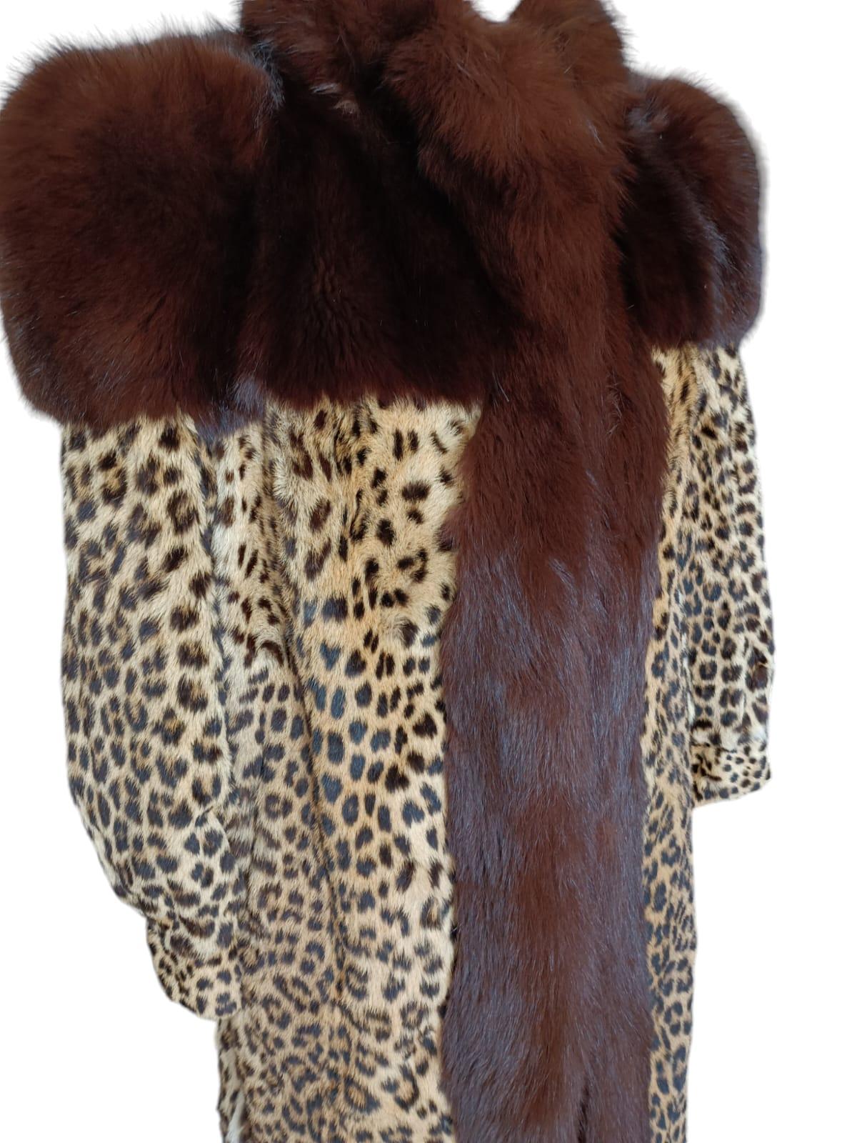 Women's Mint Vintage Leopard fur coat***frozen vault size Small 6 For Sale
