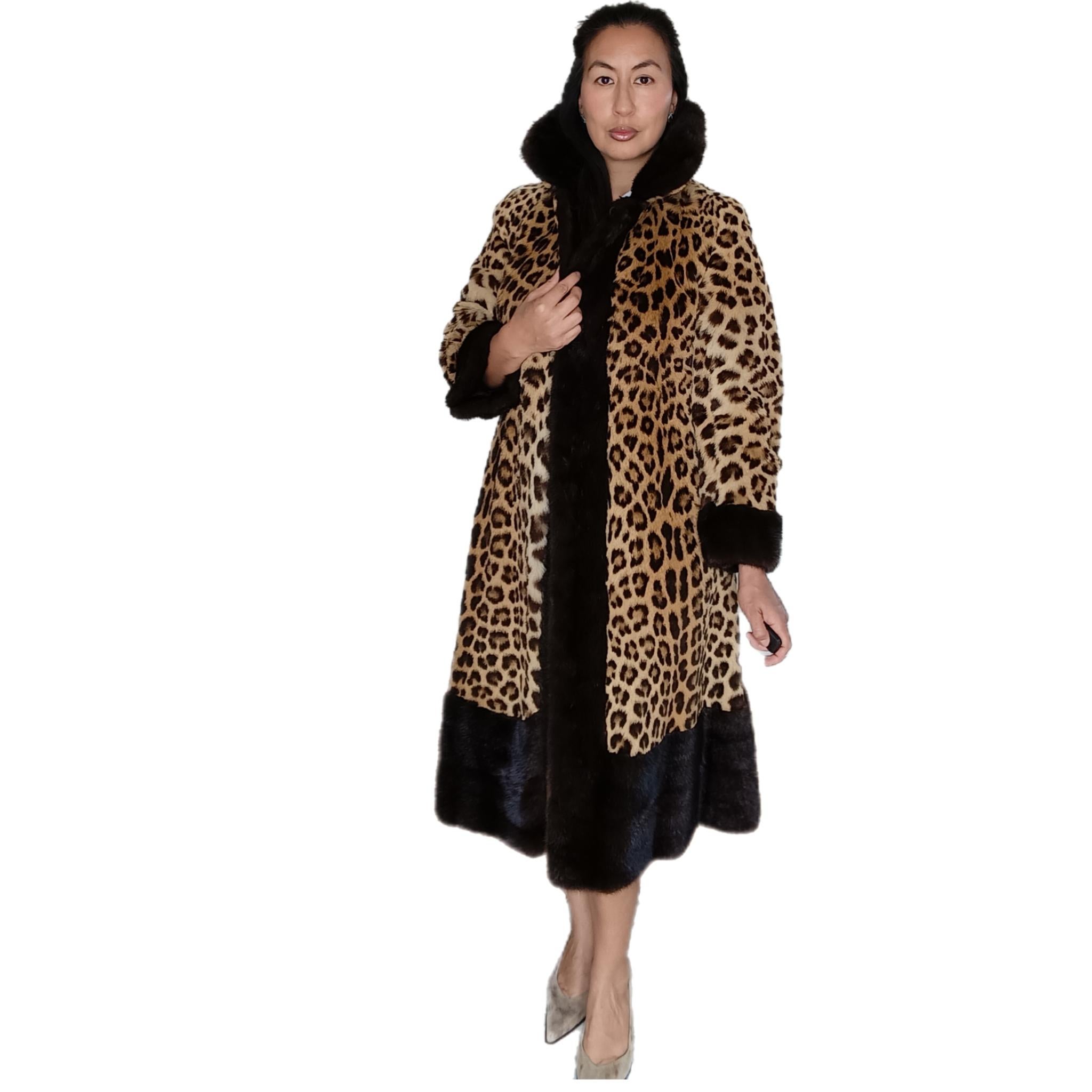 DESCRIZIONE DEL PRODOTTO:

Cappotto di pelliccia leopardo vintage***congelato taglia Small 6

Condizioni: Stato di zecca

Chiusura: fibbia in metallo

Colore: marrone arancio e nero

Materiale: Pelliccia di leopardo

Tipo di capo: pelliccia di
