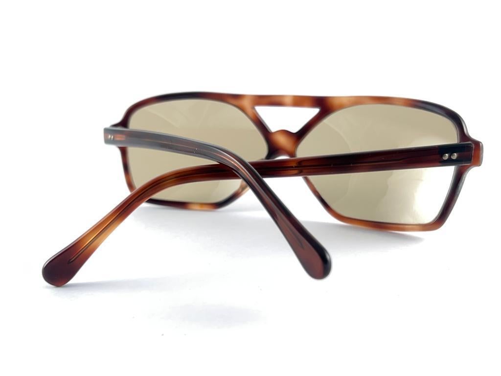 Mint Vintage Medium Tortoise Light Brown Lenses 60'S France Sunglasses For Sale 5