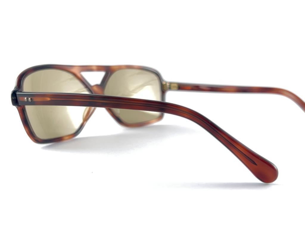 Mint Vintage Medium Tortoise Light Brown Lenses 60'S France Sunglasses For Sale 1