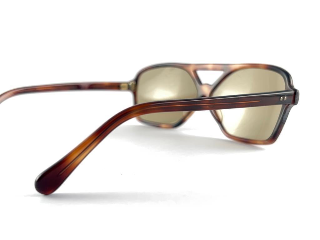 Mint Vintage Medium Tortoise Light Brown Lenses 60'S France Sunglasses For Sale 2